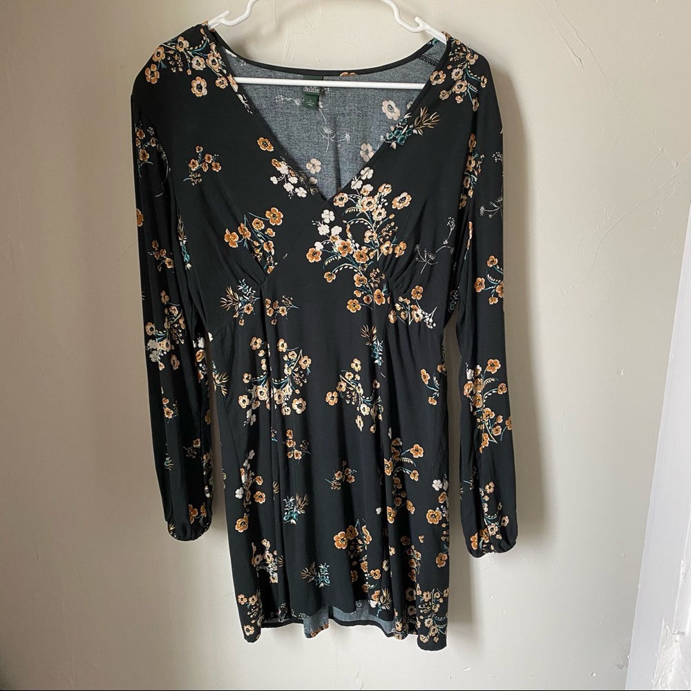 Floral print long sleeve dress